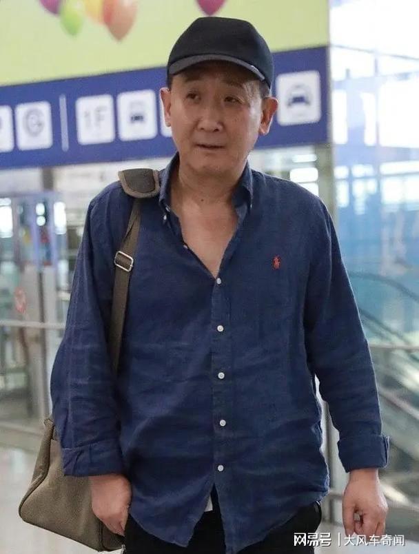 是北大高材生女儿和侄女长得很像梁天现状：66岁微微发福儿子(图2)
