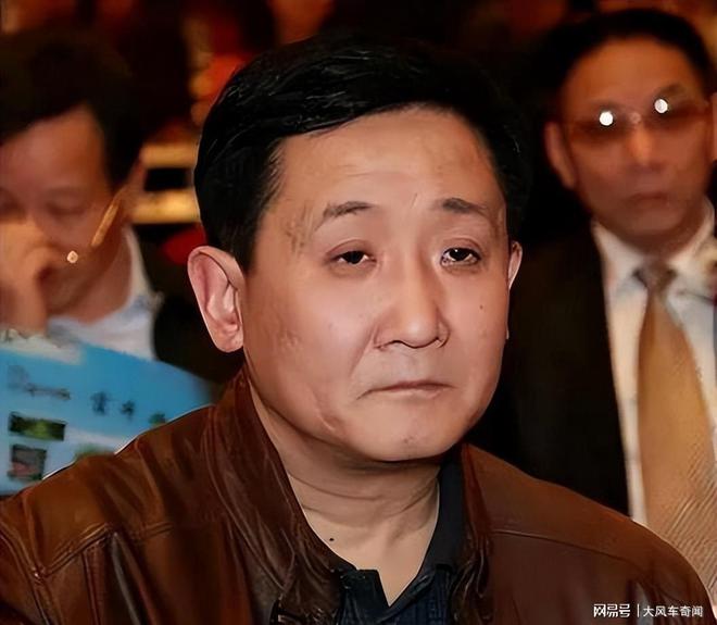 是北大高材生女儿和侄女长得很像梁天现状：66岁微微发福儿子(图23)