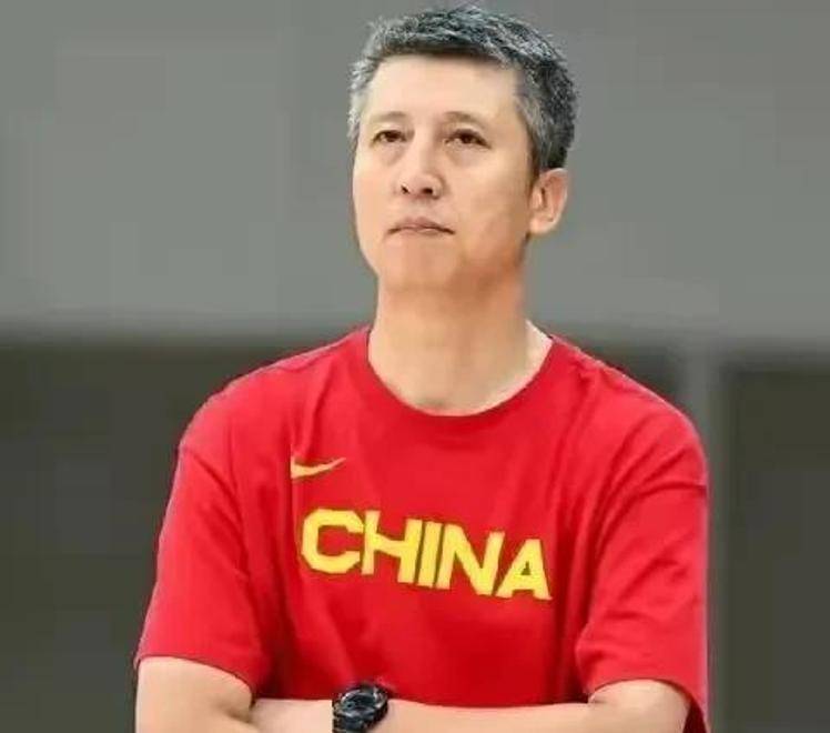 布朗总决赛爆发引男篮归化猜想CBA曼巴拒绝百万归化邀约？
